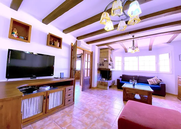 Tropicalidays Villa Cardones